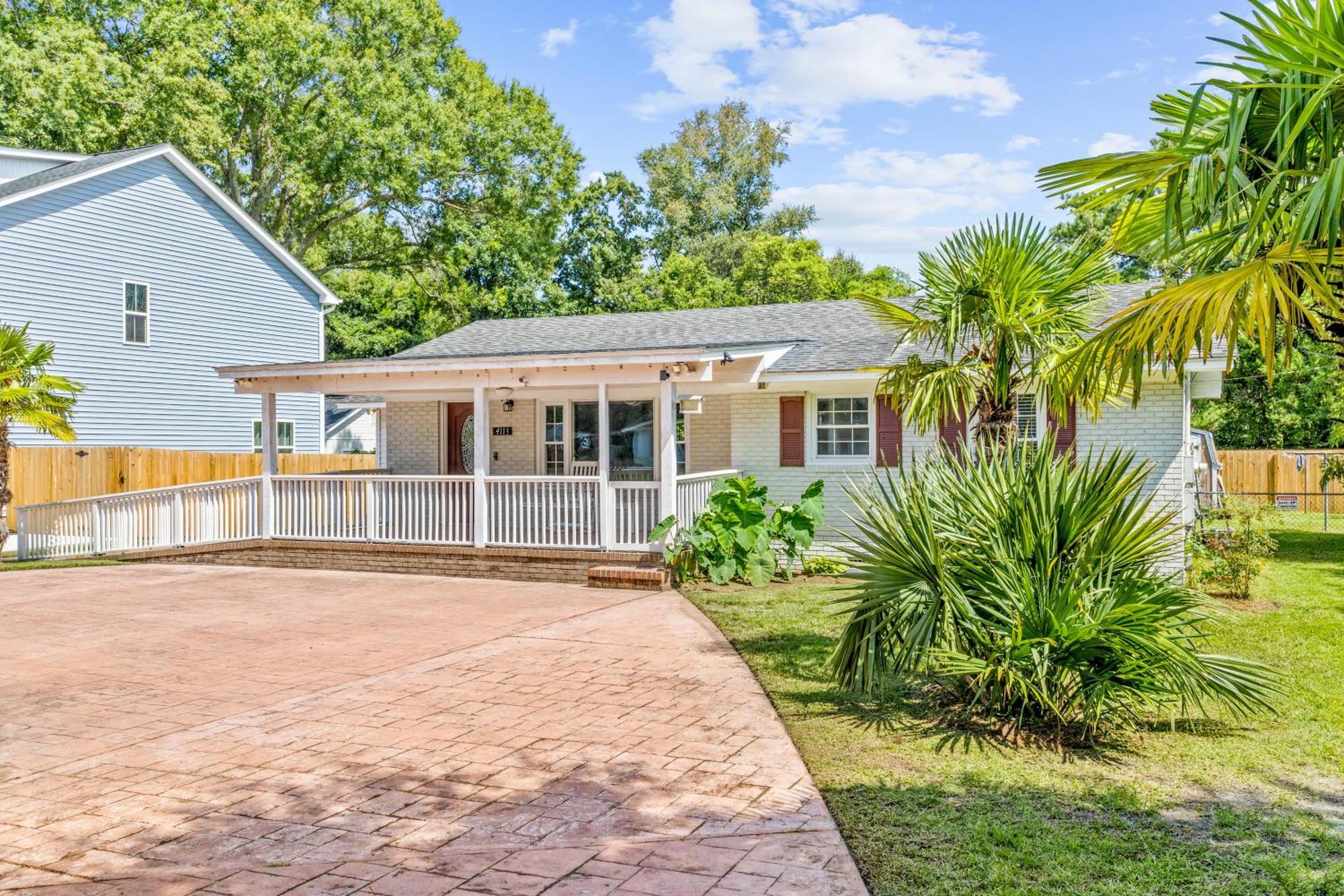 Charming 3-bedroom House In With Wifi, Ac Wilmington