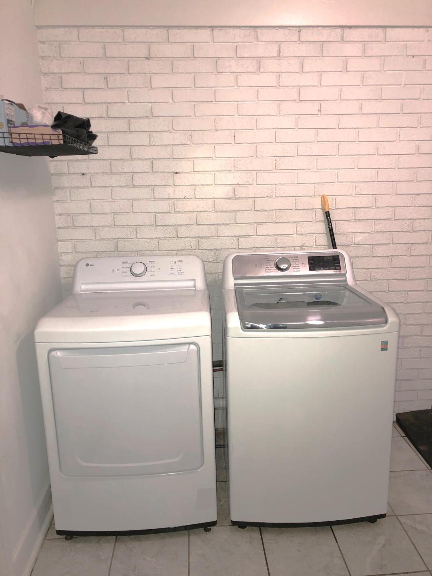 Charming 3-bedroom House In With Wifi, Ac